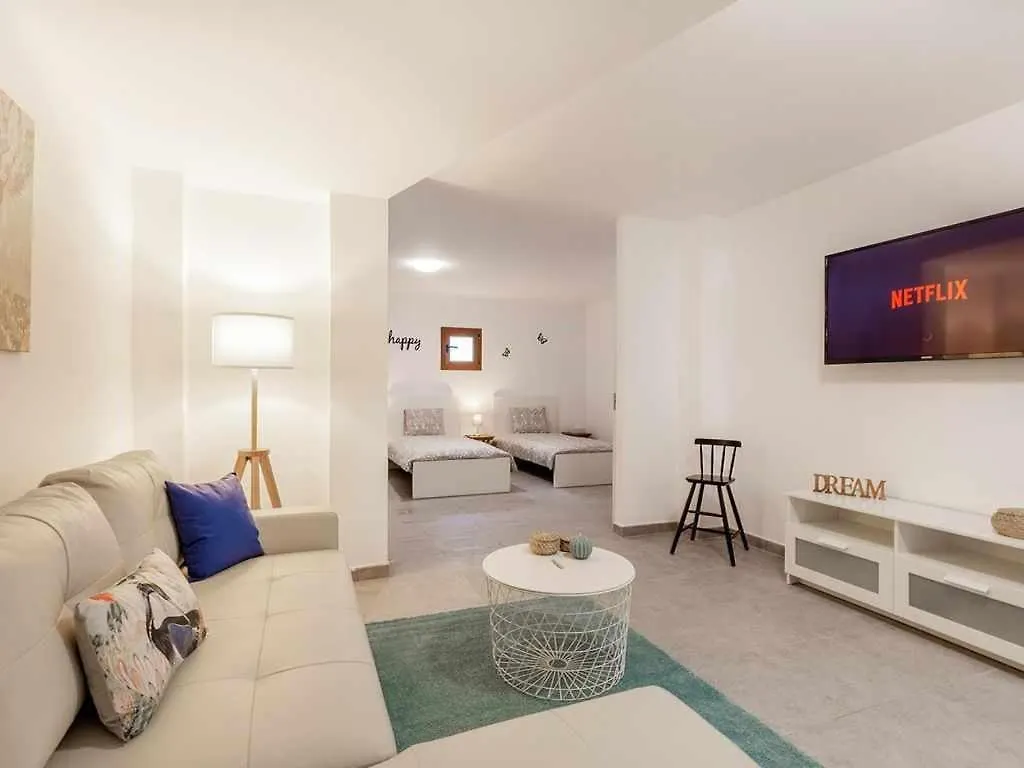 Villa Con Piscina Climatizada Y Vistas Al Golf Spain