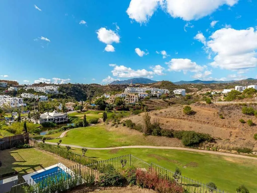 Villa Con Piscina Climatizada Y Vistas Al Golf