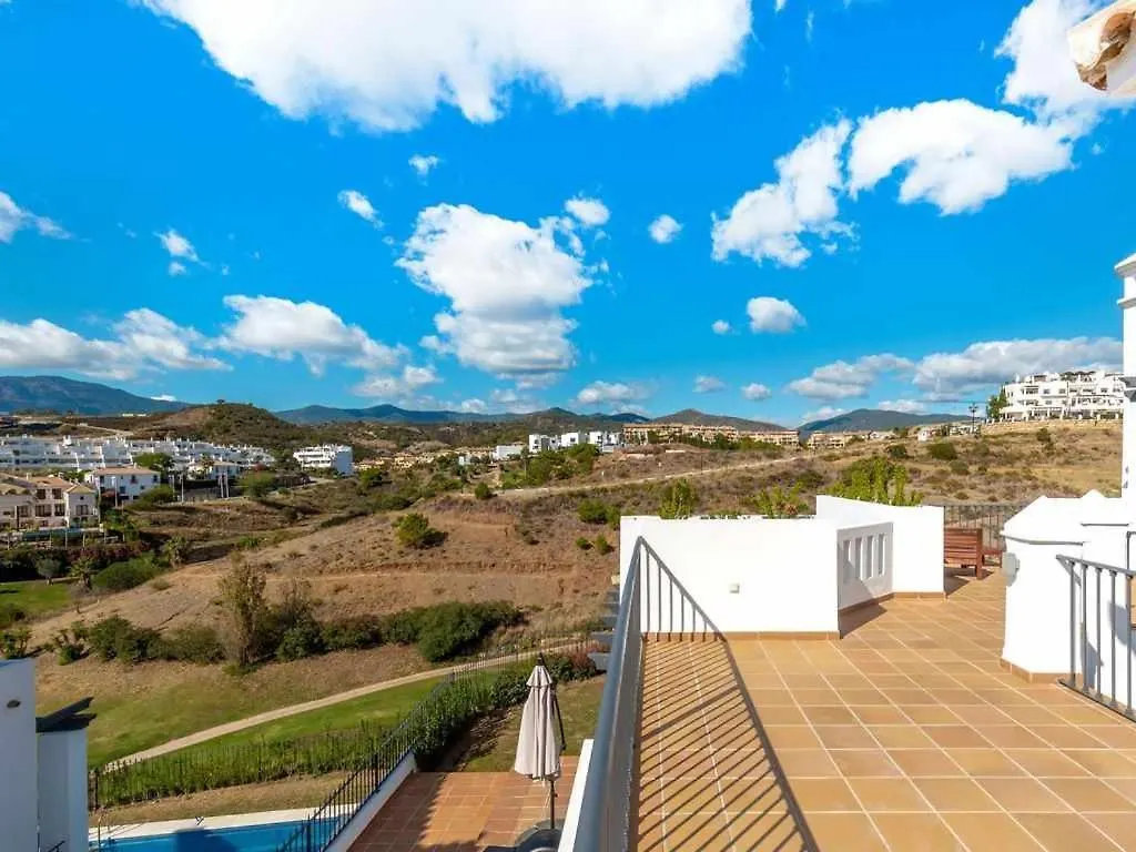 Villa Con Piscina Climatizada Y Vistas Al Golf 0*, Estepona