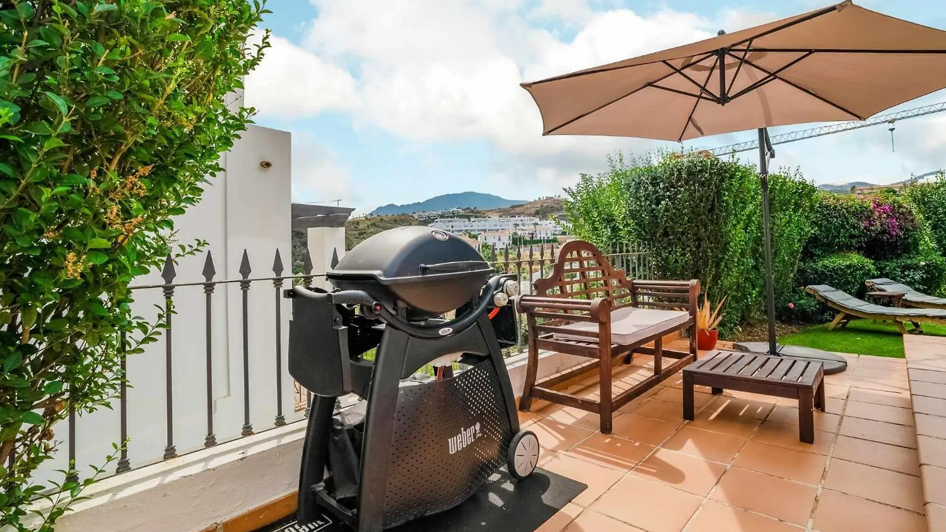 Villa Con Piscina Climatizada Y Vistas Al Golf
