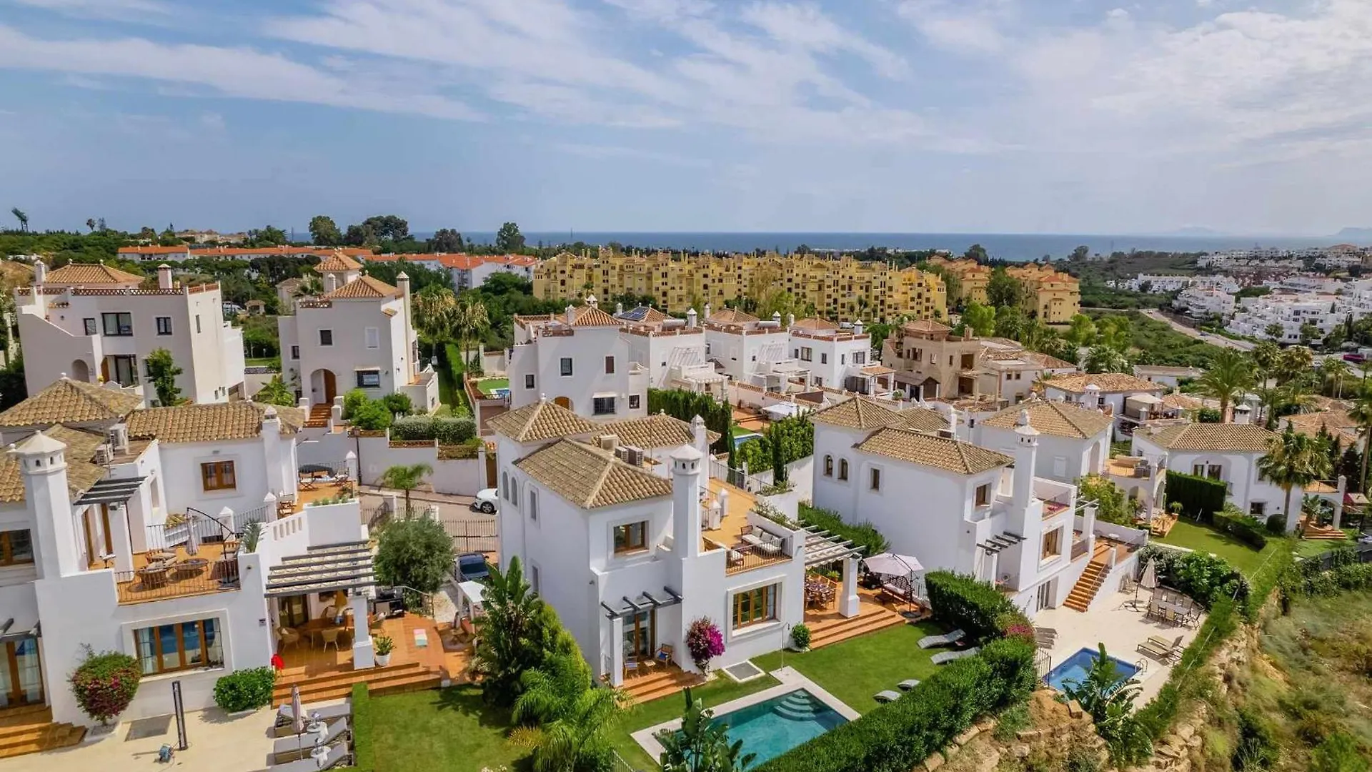 Villa Con Piscina Climatizada Y Vistas Al Golf Spain